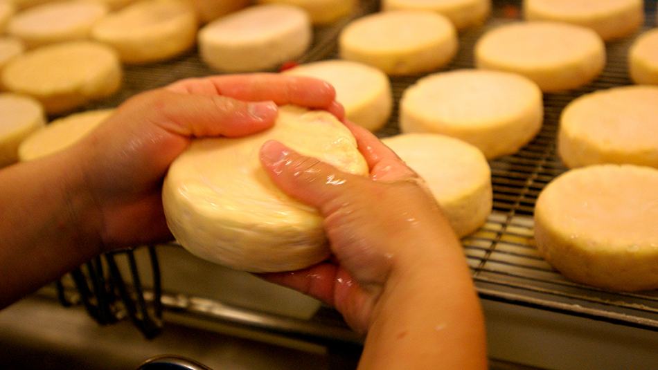 Berthaut Epoisses Affinage Berthaut Epoisses Affinage