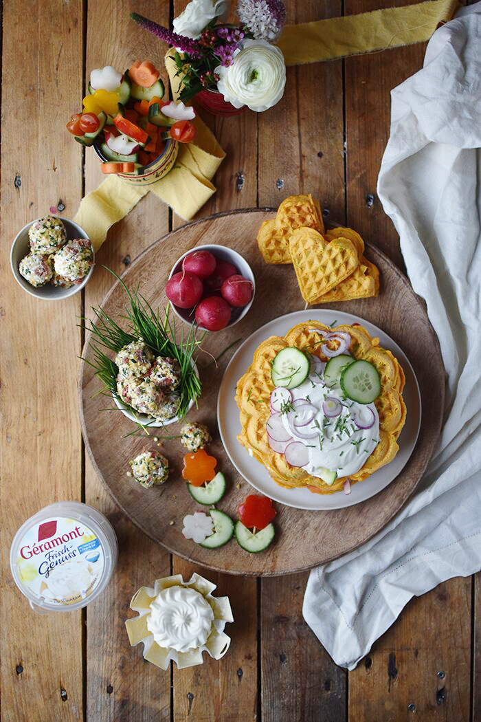 Blogbeitrag Das Knusperstübchen Waffeln mit Süßkartoffeln Waffeln, Süßkartoffeln, Herzwaffeln, „Das Knusperstübchen“, Abendbrot