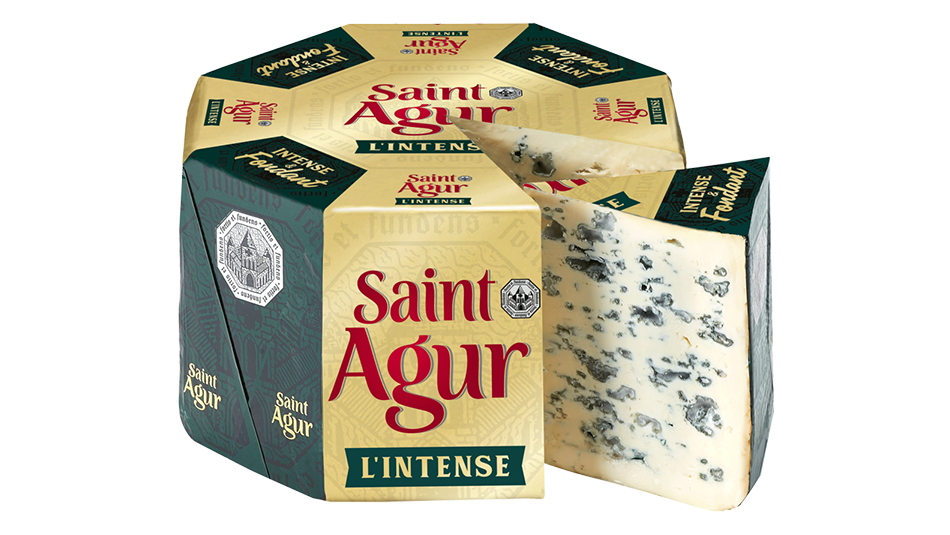 Saint Agur L'Intense Käsetheke Theke packshot cut