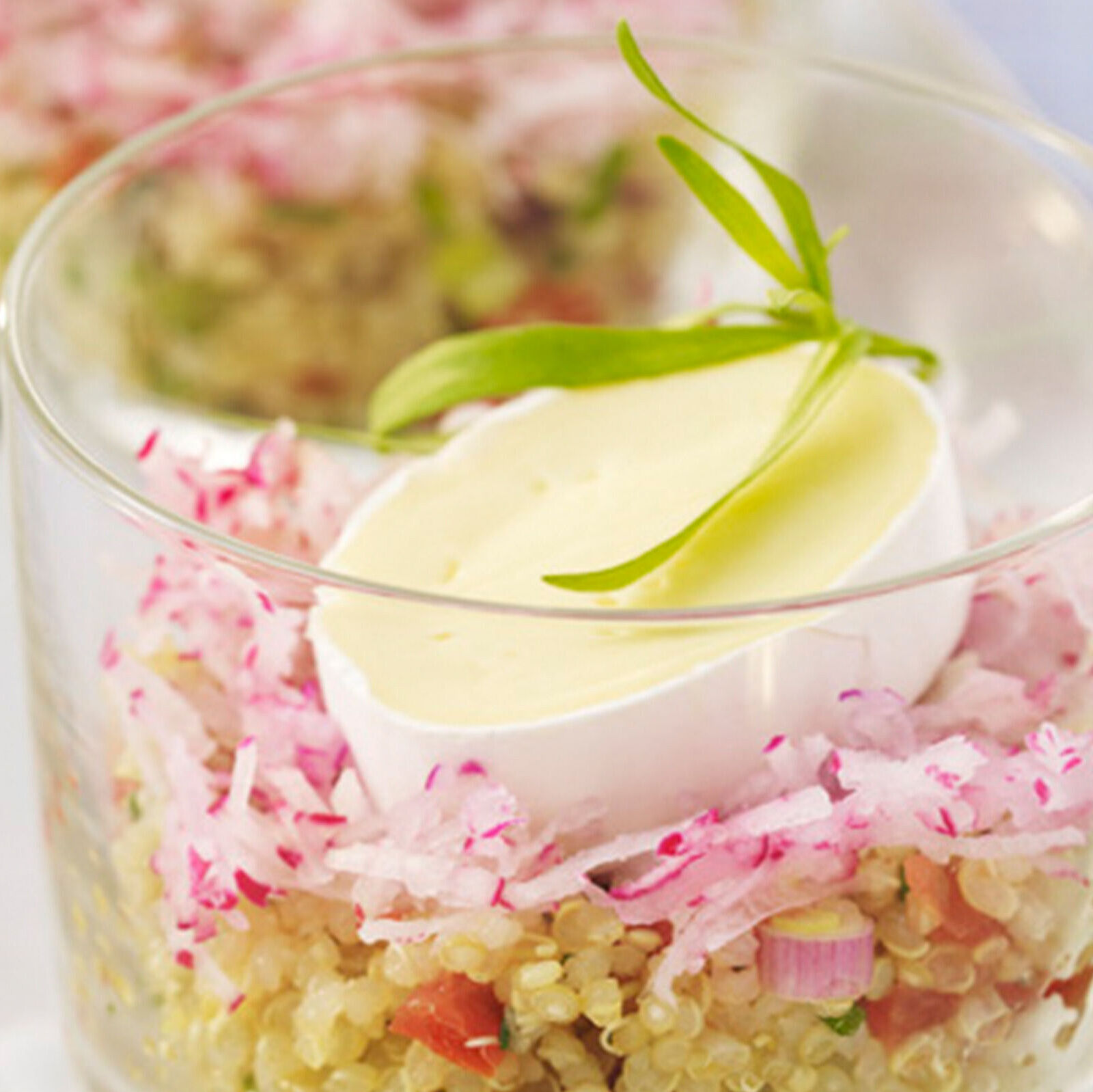 Quinoasalat mit Käse