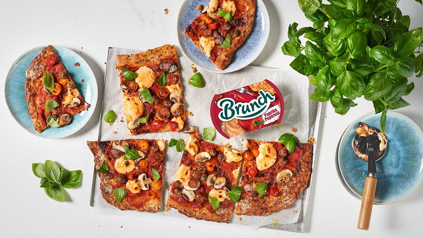 Rezept-Low-Carb-Pizza-mit-Zucchiniboden Low Carb Pizza mit Zucchiniboden