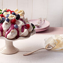 Pavlova mit Geramont Frisch-Genuss