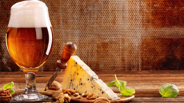 Käse und Bier harmonieren perfekt. 