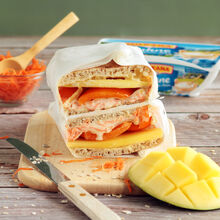 Fruchtiges Hähnchen Sandwich mit Mango