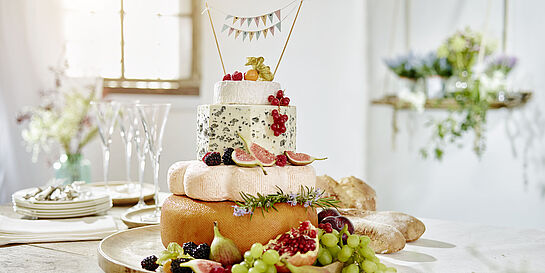 Köstliche Käse-Hochzeitstorte 