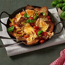 Rezept für warmen Brotsalat mit Le Rustique Käse