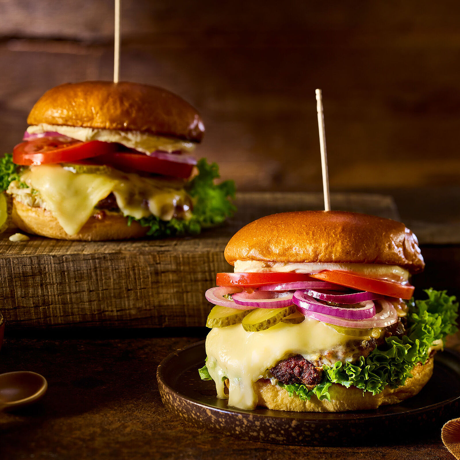 Smashed Cheeseburger mit Saint Albray