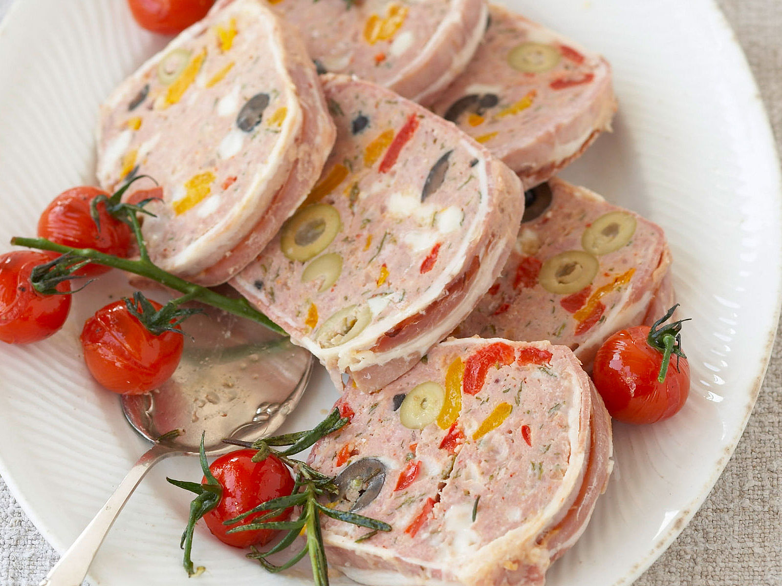 Ländliche Lammterrine