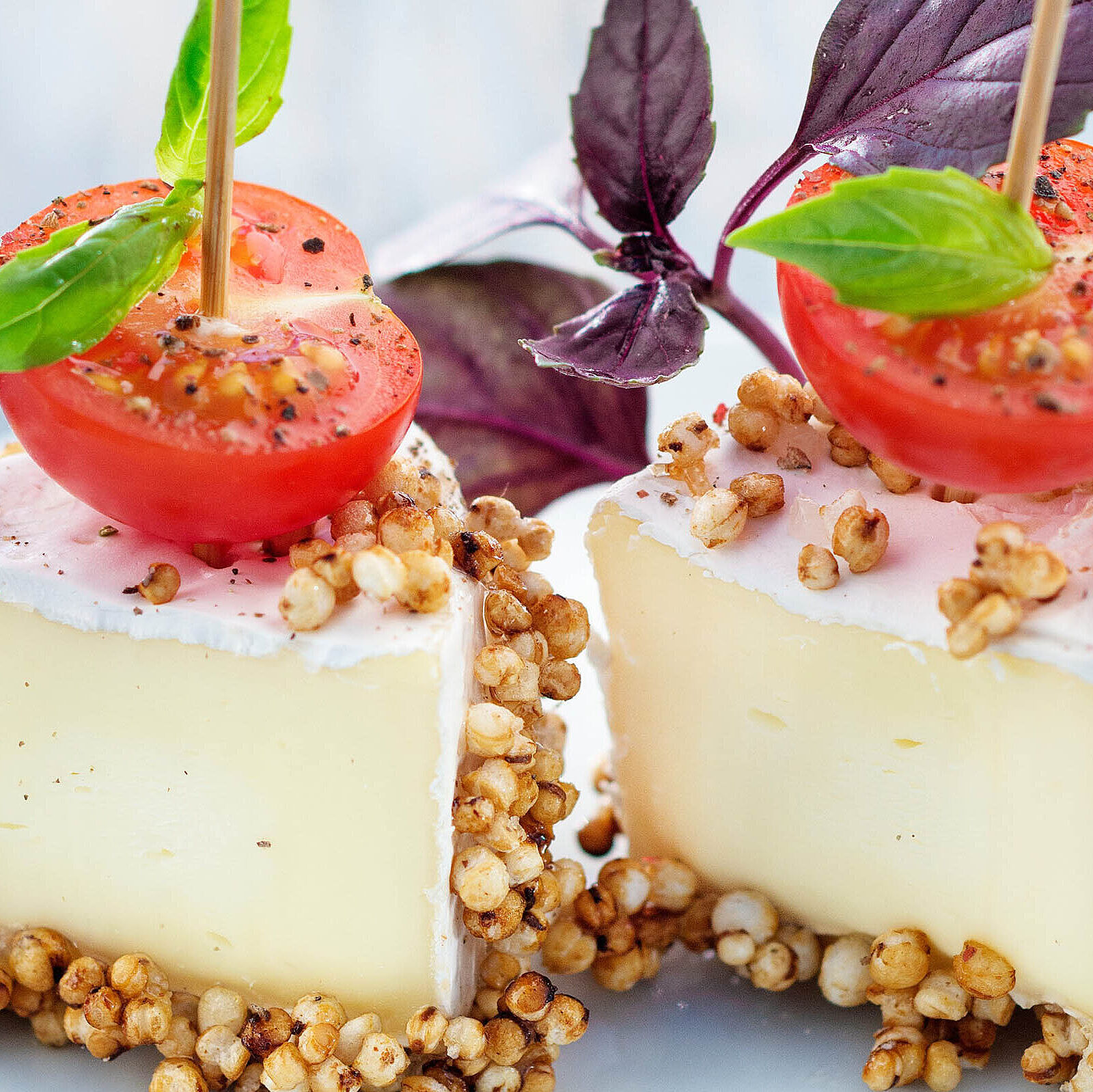 Géramont-Käse-Häppchen mit Quinoa