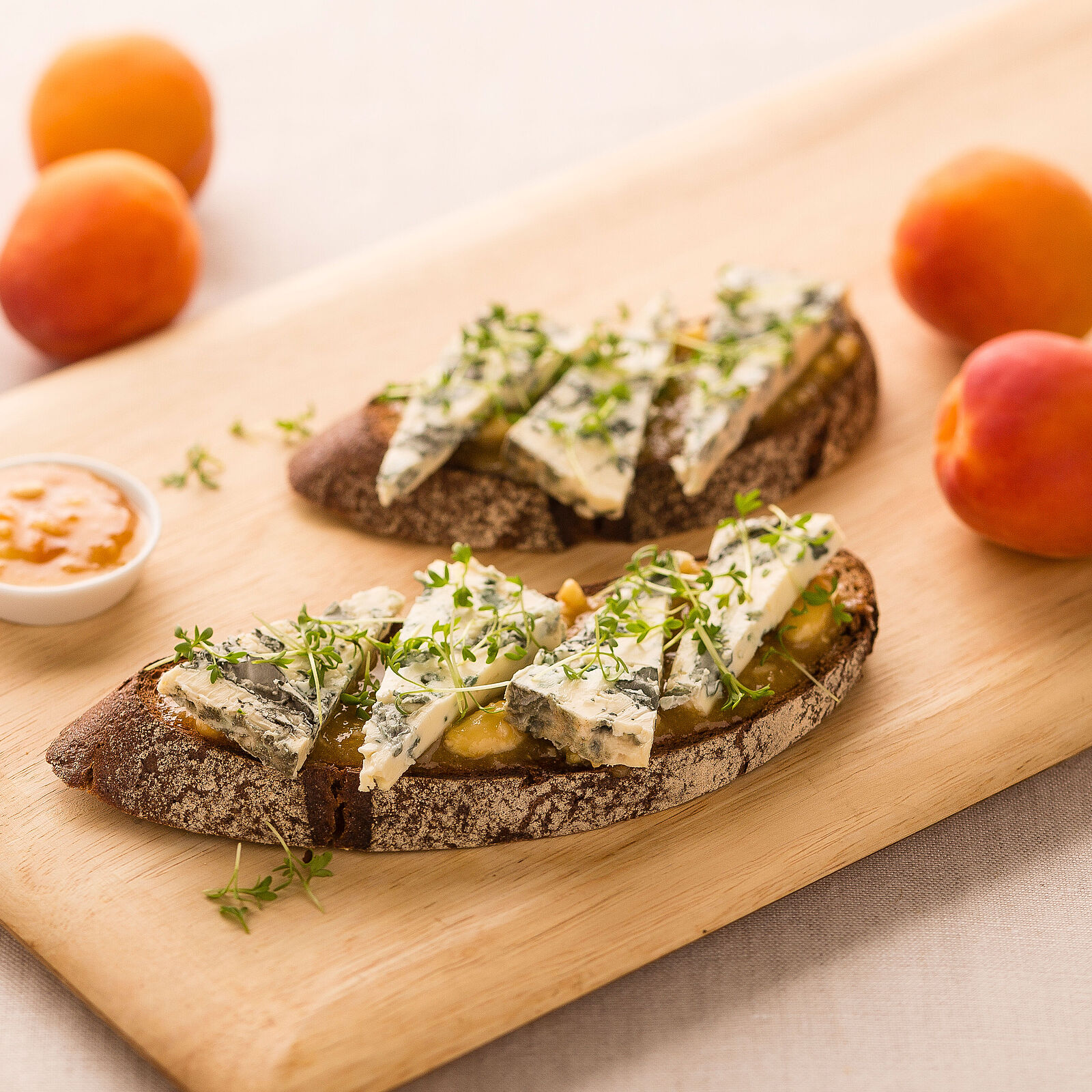 Saint Agur-Käsebrot mit Marmelade