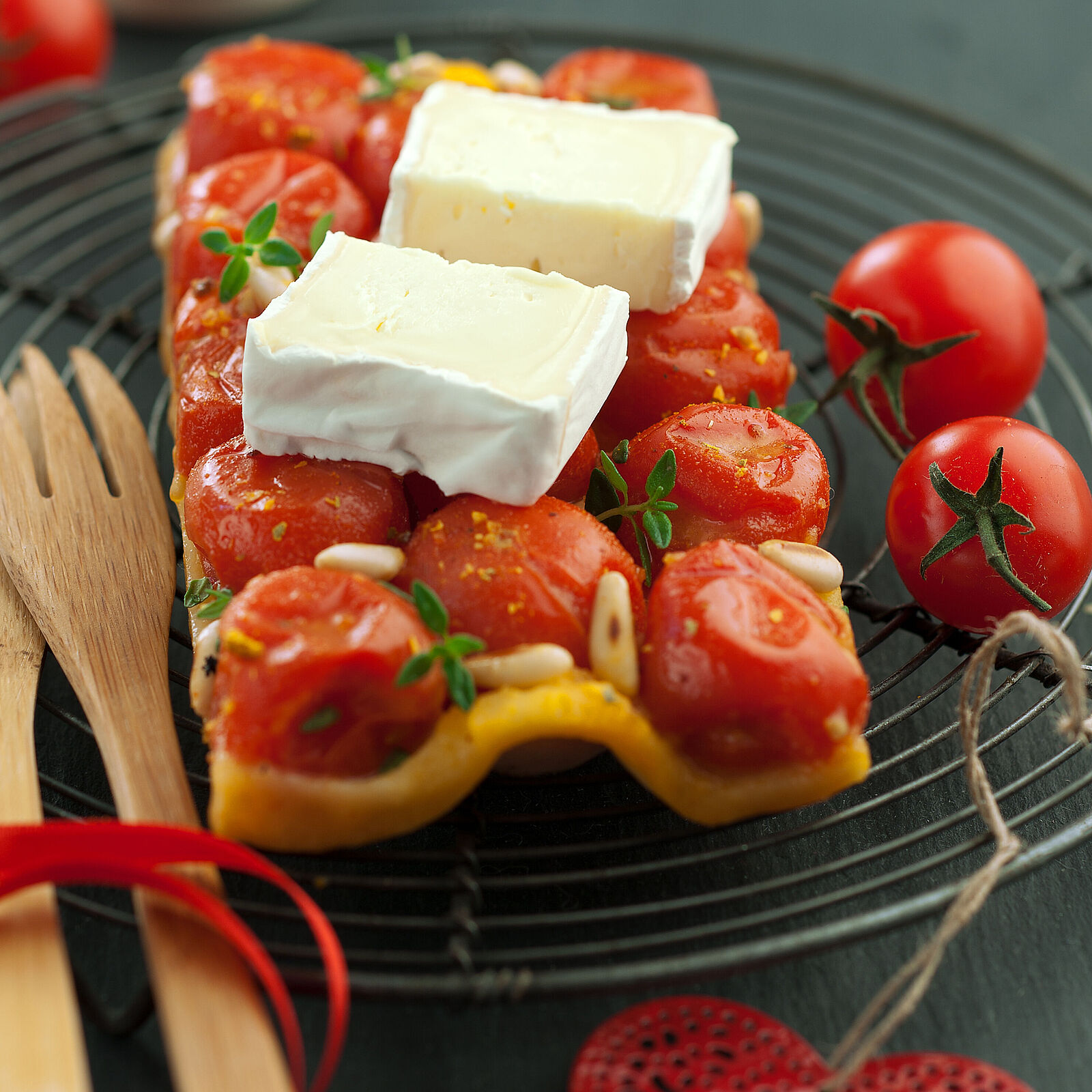 Tarte Tatin mit Kirschtomaten