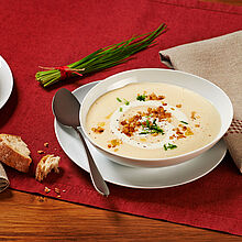 Kartoffel Käse Suppe mit Sellerie