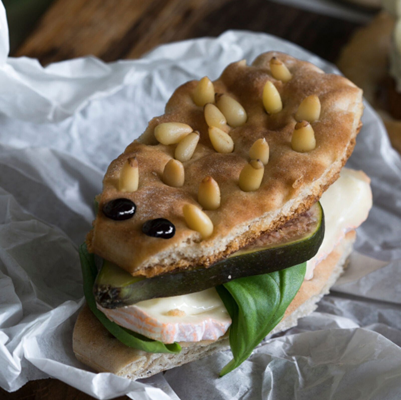 Crosti: Käse-Crostini-Igel mit Feigen