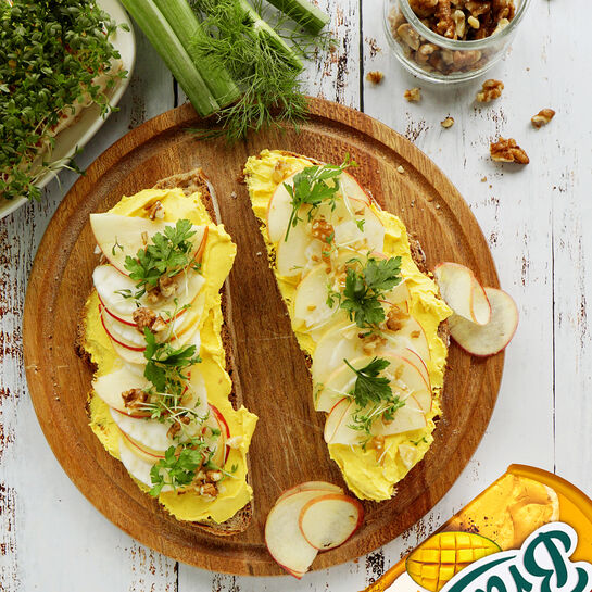 Fruchtige Curry-Stulle mit Apfel-Fenchel