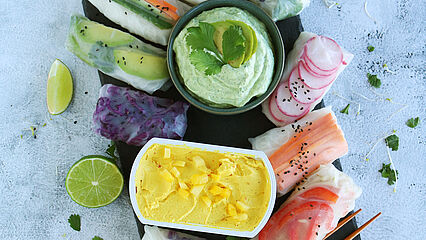 Bunte Sommerrollen mit Brunch-Dip