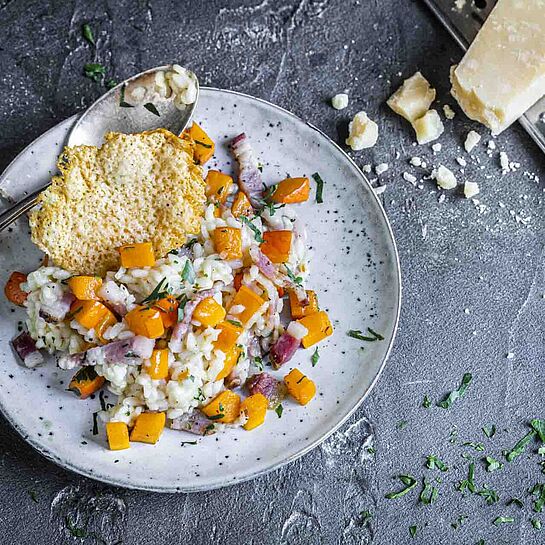 Kürbisrisotto mit Guanciale und Grana Padano-Chip