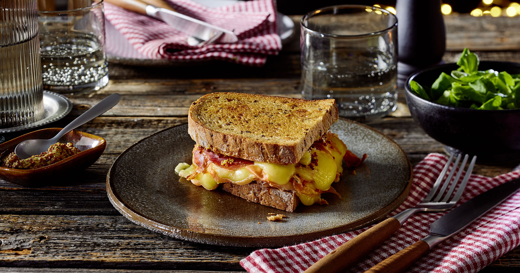 Croque Monsieur Rezept mit Le Rustique Raclette l&amp;#39;Originale