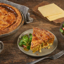Pie mit Cheddar- und Kürbisfüllung