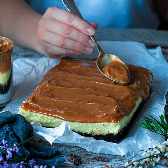 Käsekuchen-Brownies mit Frischkäse