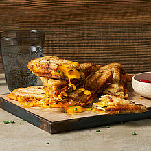 Grilled-Cheddar-Sandwich