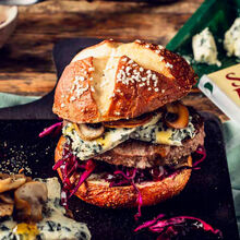 Blauschimmel Cheese Burger