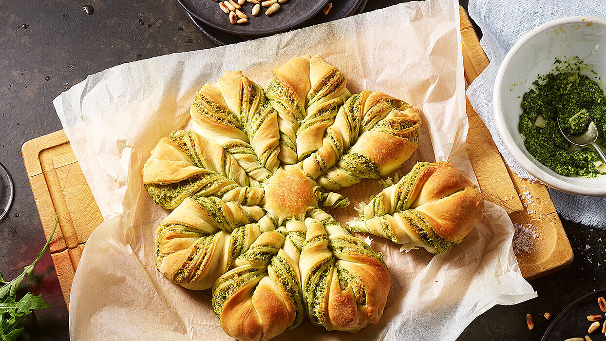 Stern-Zupftarte Stern-Zupftarte