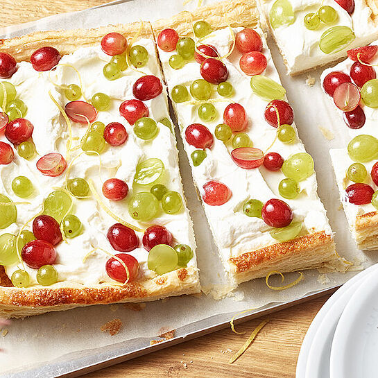 Cheesecake-Tarte mit Trauben