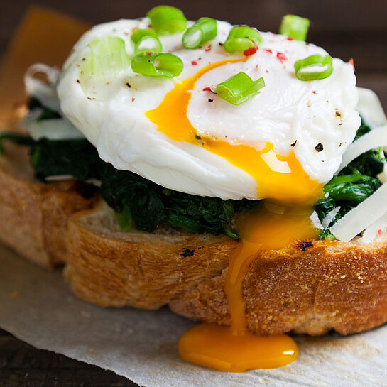 Rezept für Eggs Florentine mit Fol Epi 