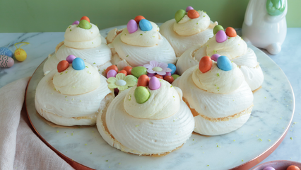 Pavlova Osternest mit Zitronencreme