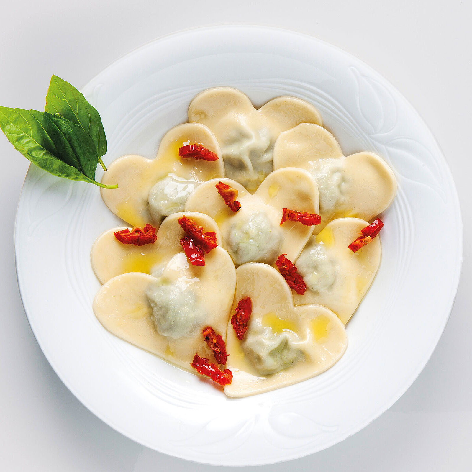 Gefüllte Pasta-Herzen