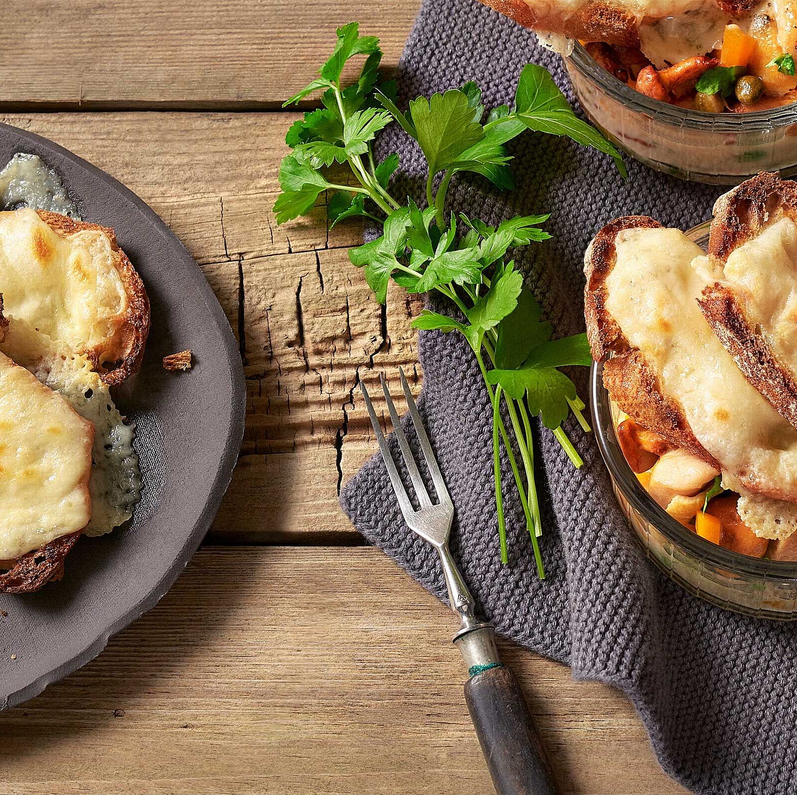 Ragout fin mit Käse-Toast