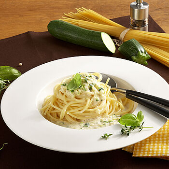 Spaghetti mit Gemüsesoße - immer ein Genuss