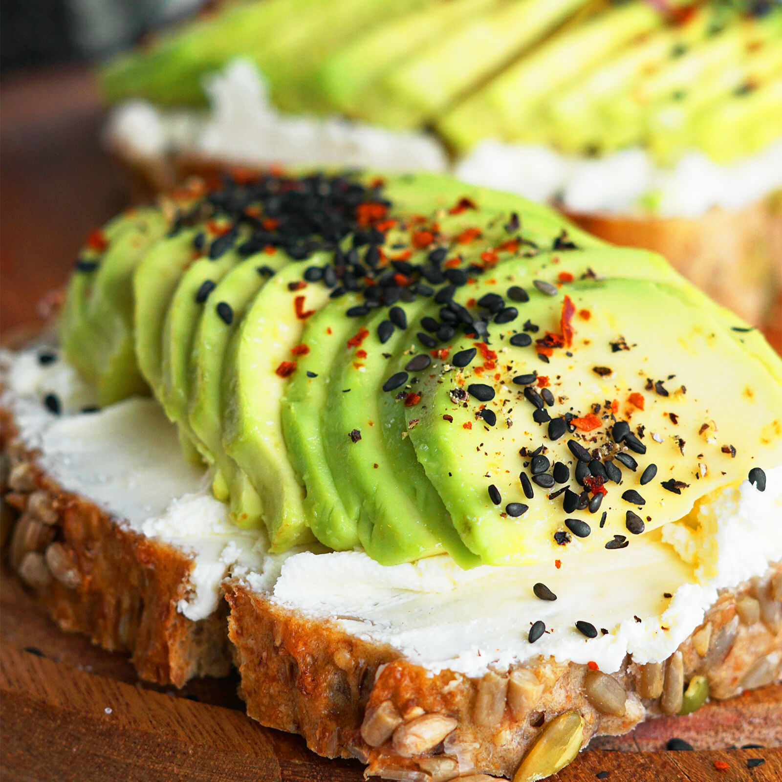 Avocado-Frischkäse Stulle