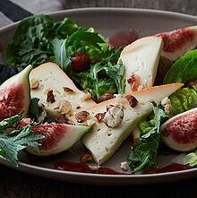 Herbstsalat mit Chaumes und Feigen - immer ein Genuss