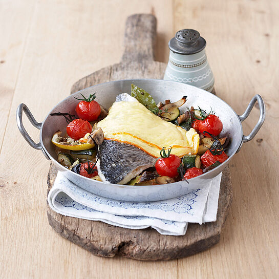 Überbackener Fisch mit Schmorgemüse - leckere Rezeptidee