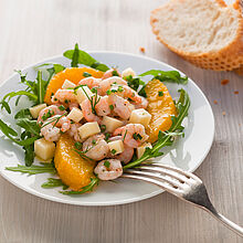 Nordseekrabben gemischt mit Fol Epi Käse, Orangen und Rucola. 