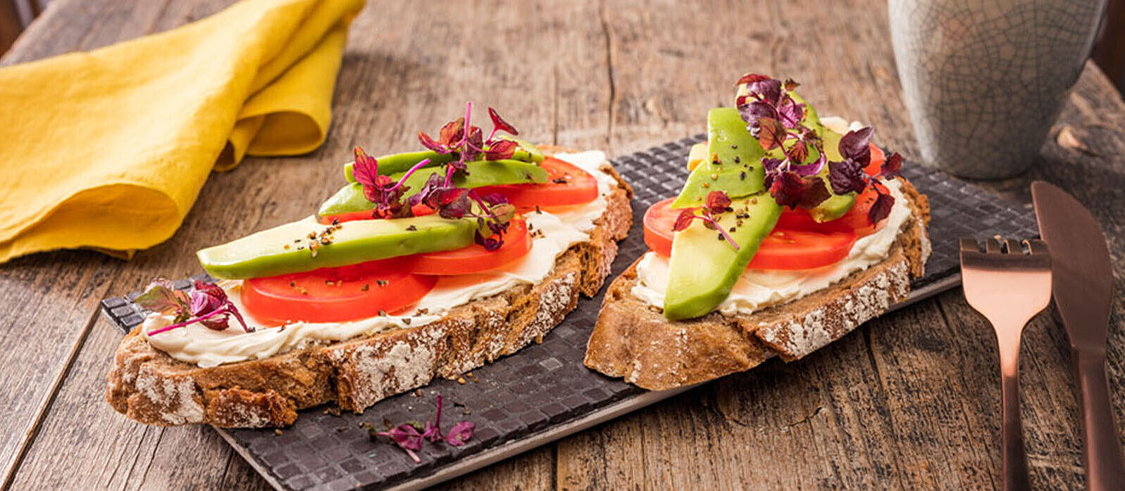 Schnelles Avocado-Brot mit Brunch Original Natur
