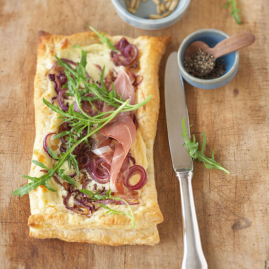 Käse-Zwiebel-Flammkuchen - immer ein Genuss