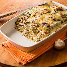 Vegetarische Lasagne mit braunen Champignons und ganz viel Käse 