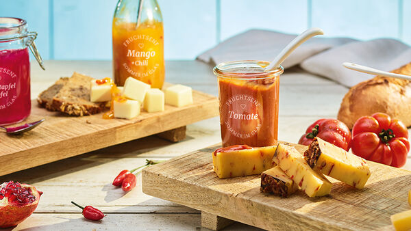Leckere Kombination Käse & Fruchtsenf
