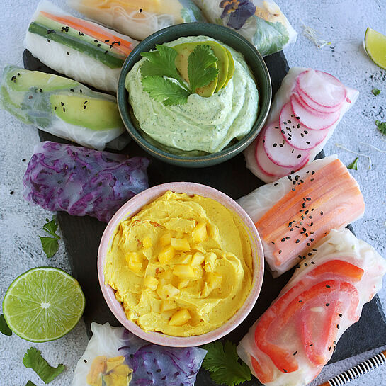 Bunte Sommerrollen mit Brunch-Dip