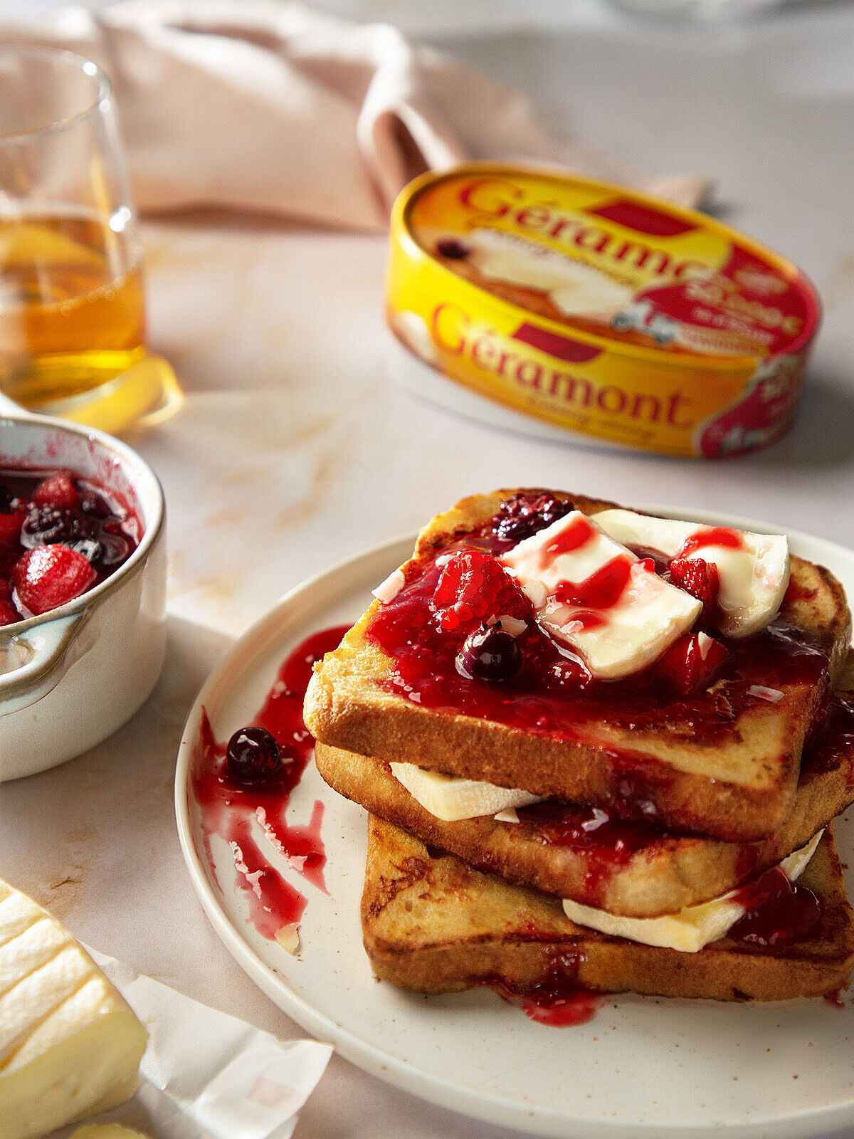 French Toast mit Beerenkompott