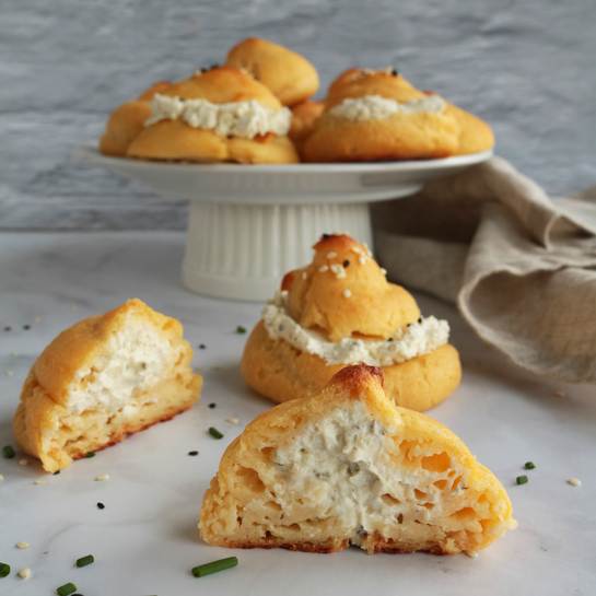 rezept_herzhafte-windbeutel_bresso_2 Herzhafte Windbeutel mit Frischkäsefüllung