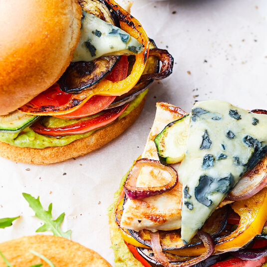 Rezept für Hähnchen-Burger mit Grillgemüse