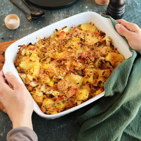 Wirsingauflauf mit Kartoffel, Lachs und Milkana