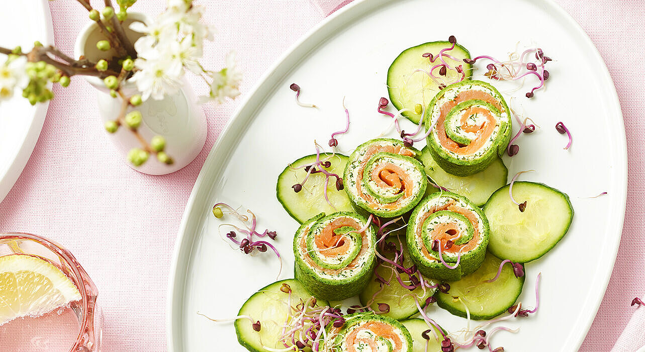 Lachsrolle mit Kräutern