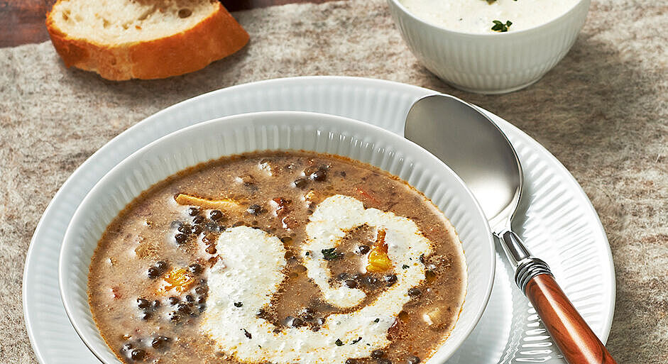 Linsensuppe mit Hähnchenbrust