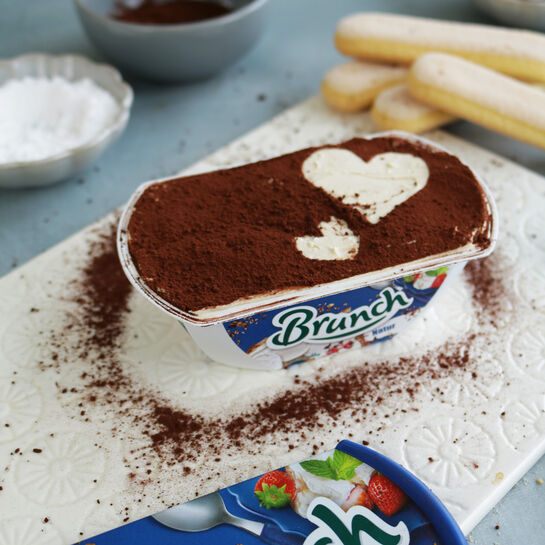 Tiramisu mit Brunch im Becher