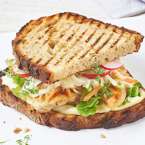 Rezept Bauernbrot mit Milkana Pur und Kohlrabisalat