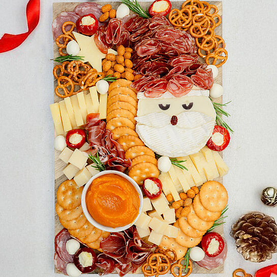 charcuterie-board-nikolaus-1-1